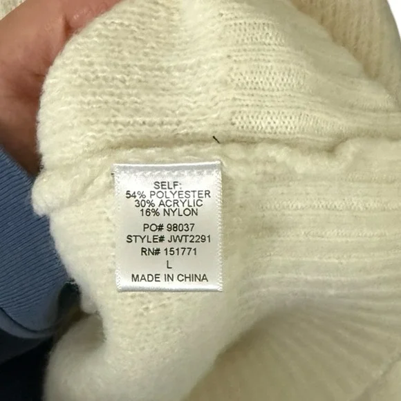 Gilli Women Cream Mock Neck Sweater Black 3D Floral Embroidery Size Large - Picture 6 of 11